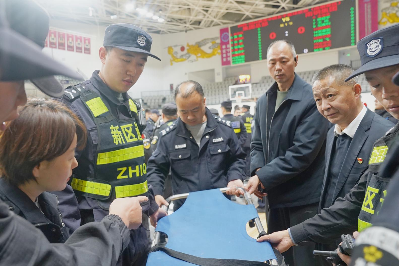 E:/25.12.10后 上傳網(wǎng)站留存/“保安衛(wèi)士”護(hù)航，熱血燃賽場(chǎng)！——南京市保安服務(wù)有限公司大廠分公司保障WCBA女籃聯(lián)賽激情開(kāi)燃/照片/微信圖片_20251210133623_254_1.jpg微信圖片_20251210133623_254_1